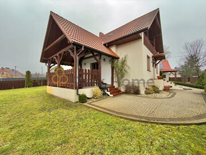 Dom 5-pokojowy na sprzedaż, Głogówko