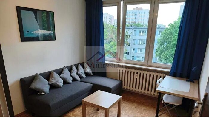 Mieszkanie 4-pokojowe na sprzedaż, Warszawa