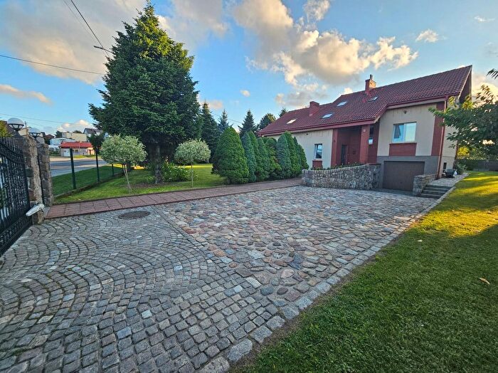 Dom 5-pokojowy na sprzedaż, Szemud