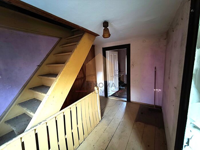 Dom 4-pokojowy na sprzedaż, Legnica