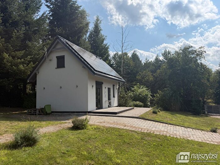 Dom 4-pokojowy na sprzedaż, Chojna