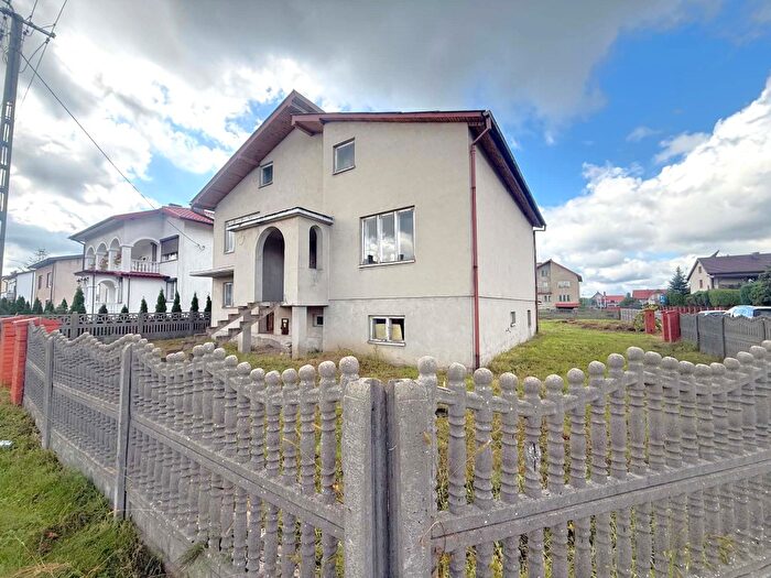 Dom 6-pokojowy na sprzedaż, Brudzew