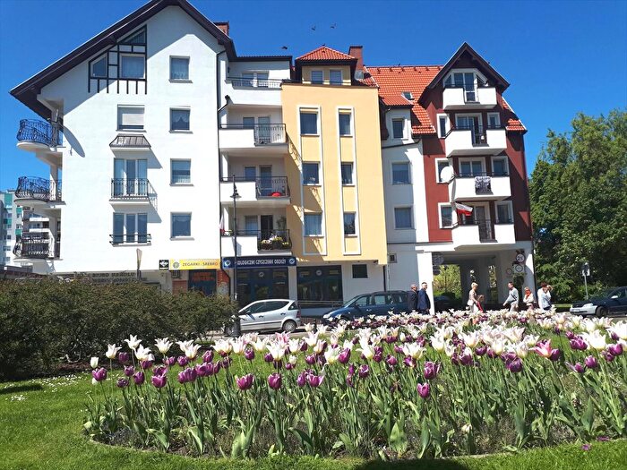 Mieszkanie 3-pokojowe na sprzedaż, Kołobrzeg – Armii Krajowej