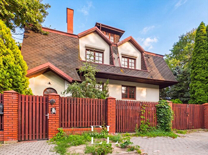 Dom 9-pokojowy na sprzedaż, Warszawa – Diamentowa