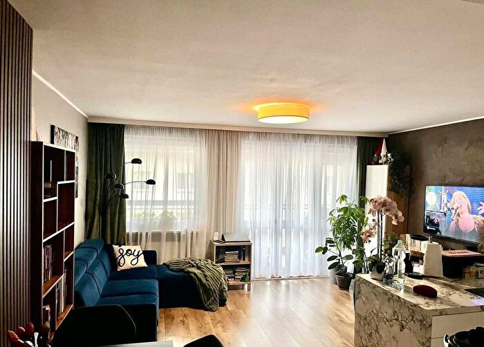 Mieszkanie 3-pokojowe na sprzedaż, Warszawa – Skarbka z Gór