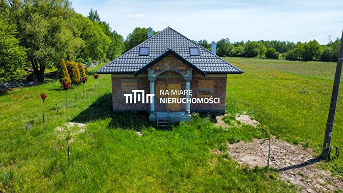 Dom 5-pokojowy na sprzedaż, Ocieka