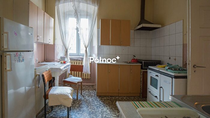 Mieszkanie 2-pokojowe na sprzedaż, Różanka