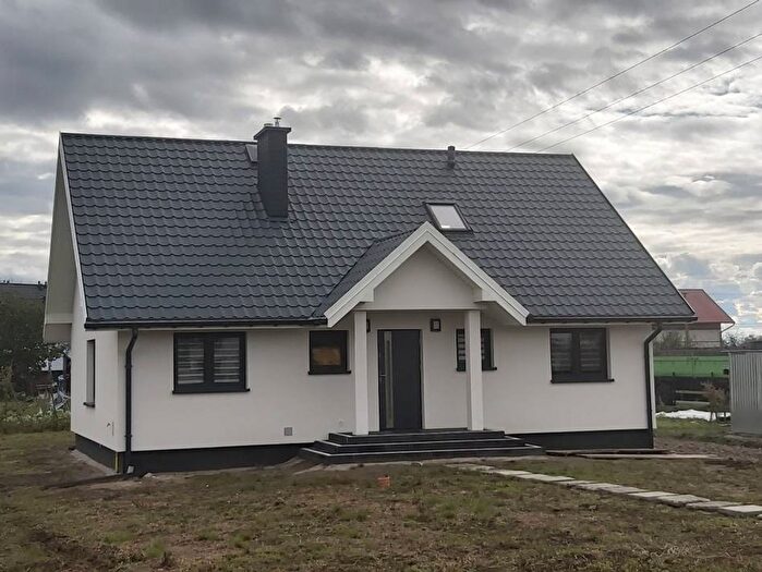 Dom 3-pokojowy na sprzedaż, Bierutów