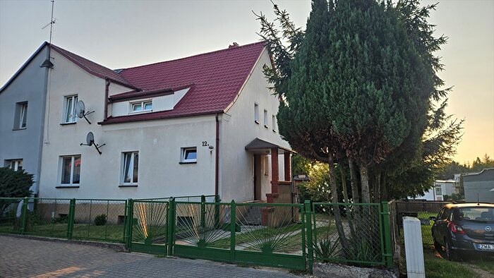 Mieszkanie 3-pokojowe na sprzedaż, Wałcz