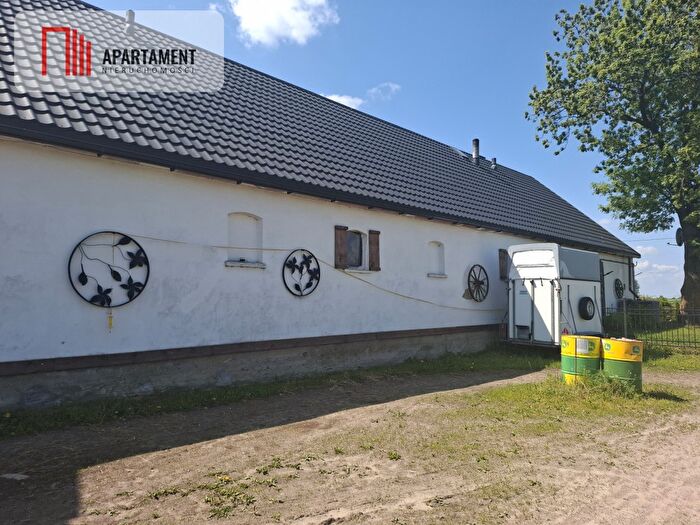 Dom 2-pokojowy na sprzedaż, Huta