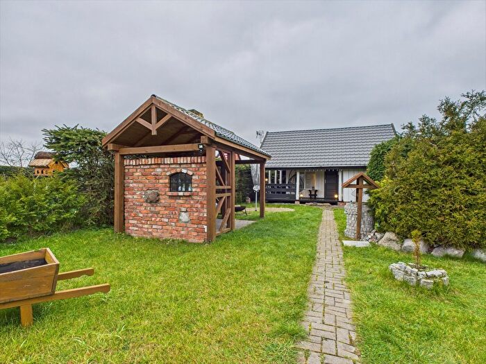 Dom 2-pokojowy na sprzedaż, Smołdzino