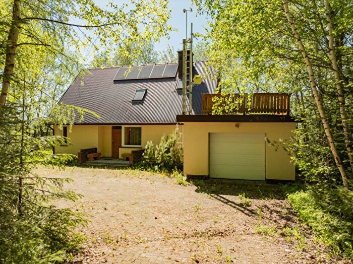 Dom 4-pokojowy na sprzedaż, Groń