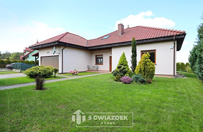Dom 5-pokojowy na sprzedaż, Szczecinek