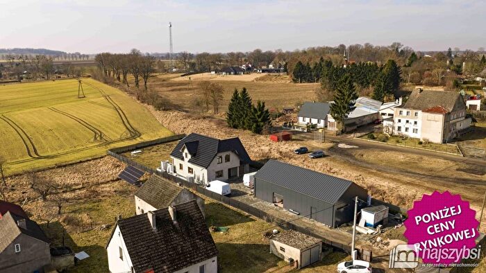 Dom 5-pokojowy na sprzedaż, Brojce