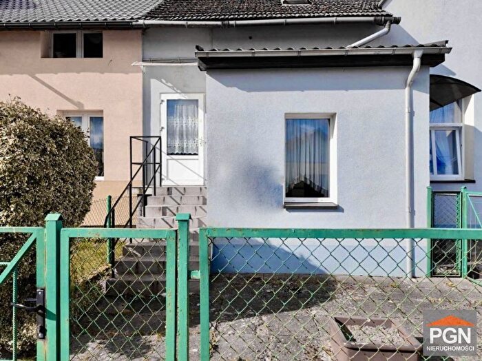 Mieszkanie 3-pokojowe na sprzedaż, Trzebiatów