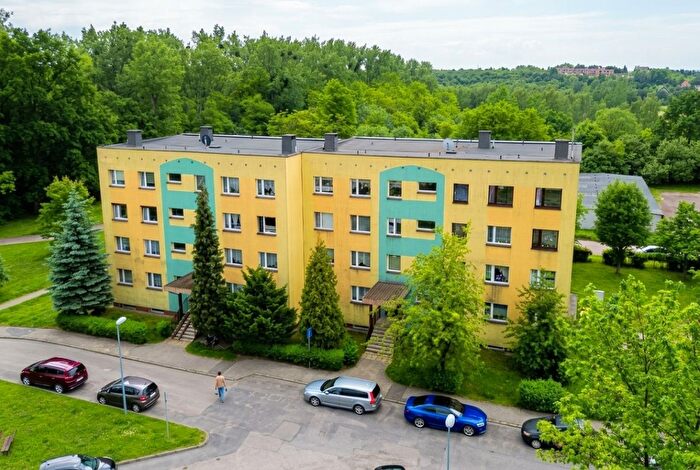 Mieszkanie 4-pokojowe na sprzedaż, Piekary Śląskie