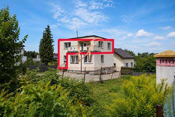 Mieszkanie 3-pokojowe na sprzedaż, Skowarcz