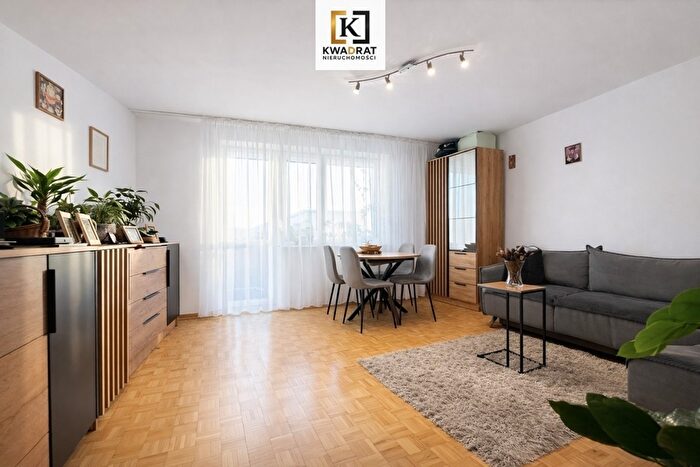 Mieszkanie 3-pokojowe na sprzedaż, Nowe Miasto nad Pilicą