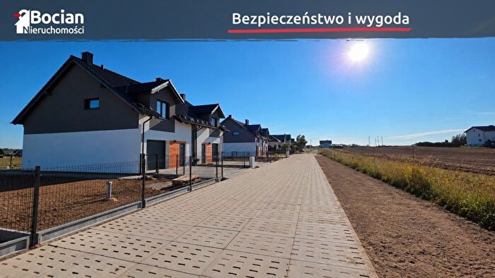 Dom 4-pokojowy na sprzedaż, Pępowo