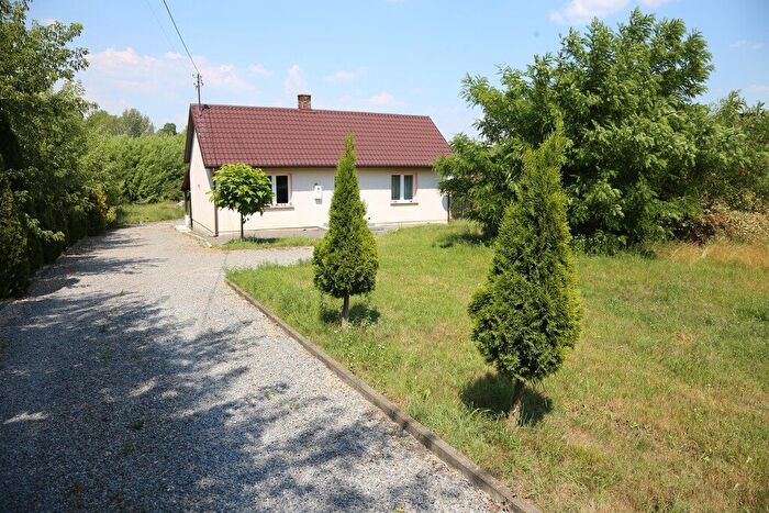 Dom 2-pokojowy na sprzedaż, Rzeczyca Mokra