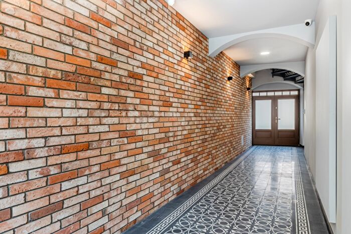 Dom 9-pokojowy na sprzedaż, Toruń – Strumykowa