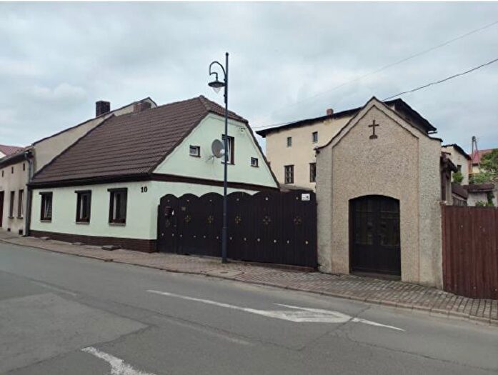 Dom 3-pokojowy na sprzedaż, Ujazd