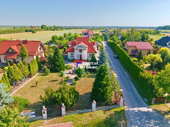 Dom 6-pokojowy na sprzedaż, Skrobów