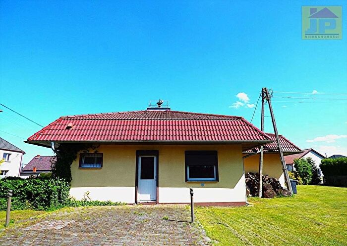 Dom 3-pokojowy na sprzedaż, Laskowice
