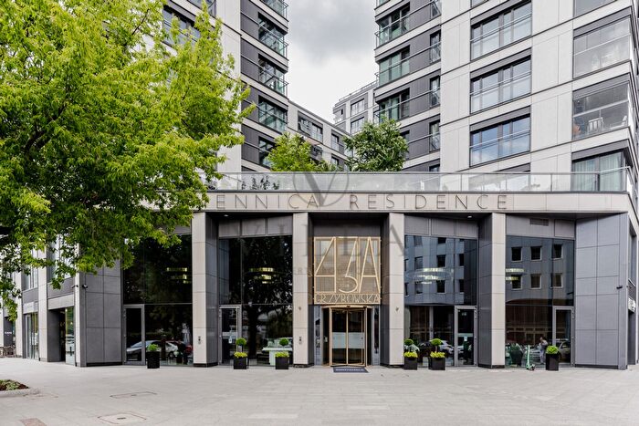 Mieszkanie 4-pokojowe na sprzedaż, Warszawa