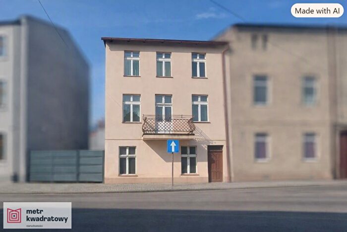 Dom 9-pokojowy na sprzedaż, Brodnica