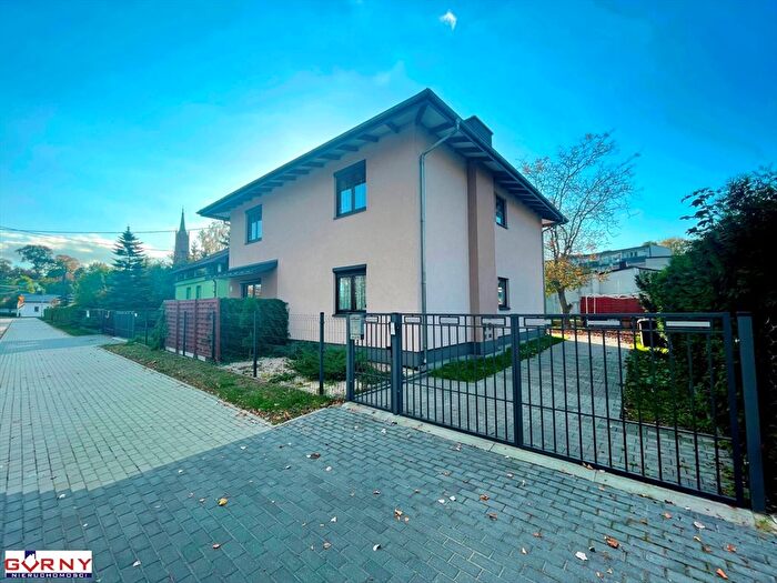 Dom 8-pokojowy na sprzedaż, Sulejów