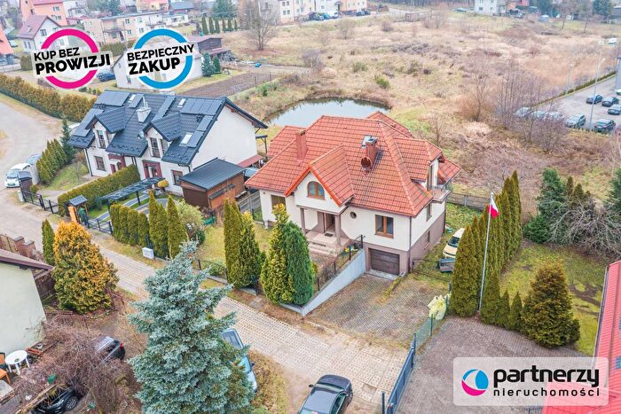 Dom 9-pokojowy na sprzedaż, Luzino