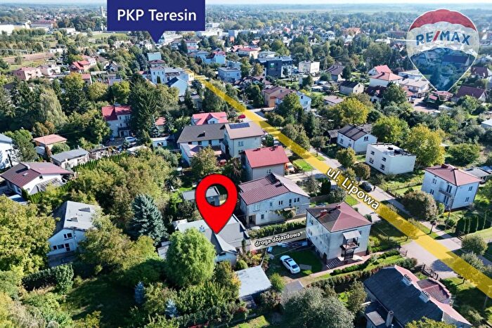 Dom 2-pokojowy na sprzedaż, Teresin
