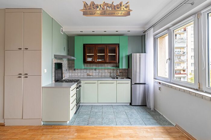 Mieszkanie 3-pokojowe do wynajęcia, Warszawa – Sardyńska