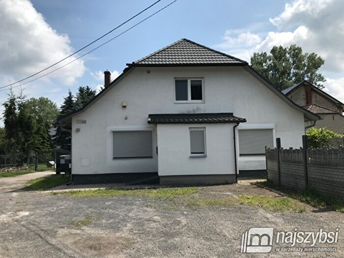 Dom 7-pokojowy na sprzedaż, Wierzbięcin