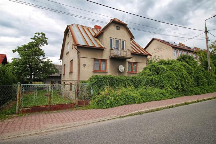Dom 4-pokojowy na sprzedaż, Milówka