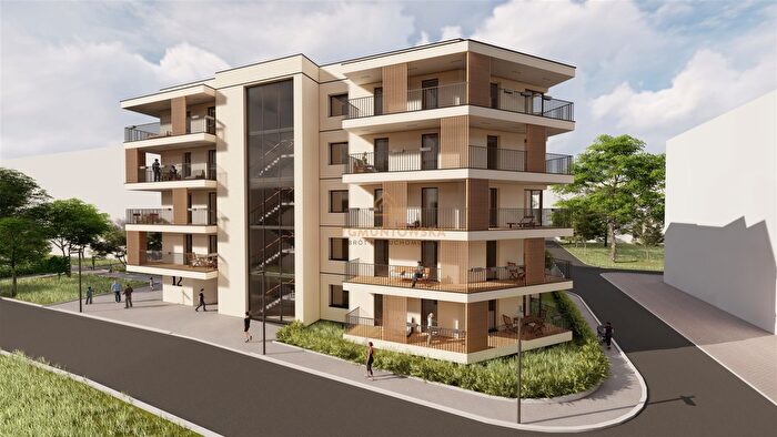 Mieszkanie 3-pokojowe na sprzedaż, Opoczno