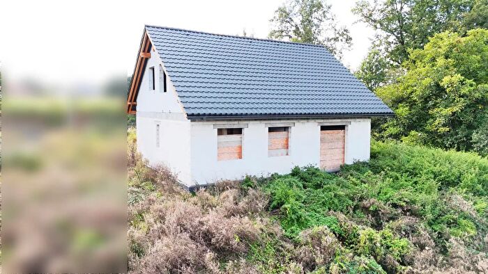 Dom 5-pokojowy na sprzedaż, Żarów