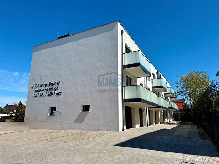 Mieszkanie 3-pokojowe na sprzedaż, Rumia