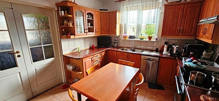 Mieszkanie 5-pokojowe na sprzedaż, Rzeszów – Dukielska