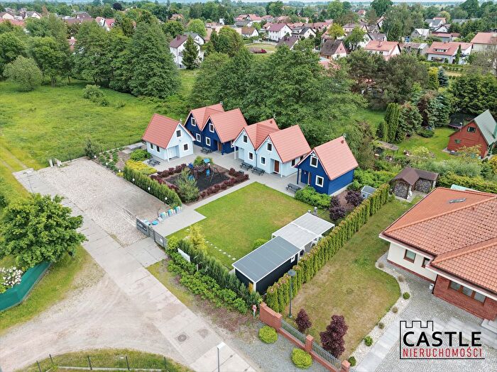 Dom 18-pokojowy na sprzedaż, Sztutowo