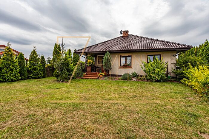 Dom 4-pokojowy na sprzedaż, Duchnice
