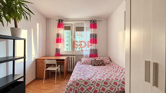 Mieszkanie 4-pokojowe na sprzedaż, Wrocław – Orzechowa