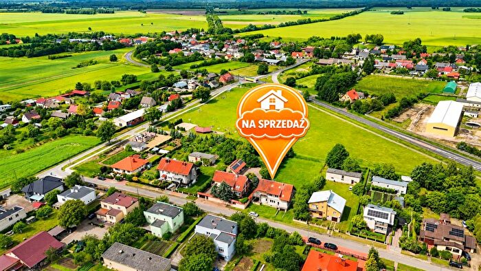 Dom 7-pokojowy na sprzedaż, Lotyń