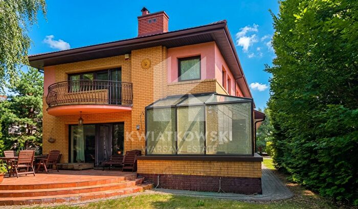 Dom 5-pokojowy do wynajęcia, Warszawa – Kremowa