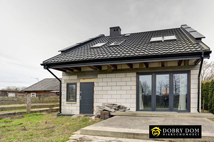 Dom 4-pokojowy na sprzedaż, Kotły