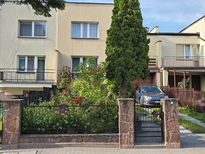Dom 5-pokojowy na sprzedaż, Busko-Zdrój
