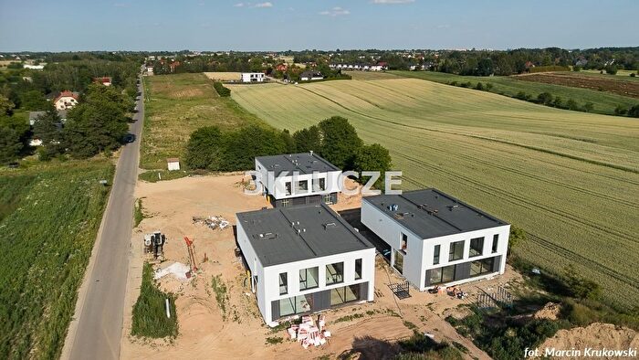 Dom 4-pokojowy na sprzedaż, Marysin