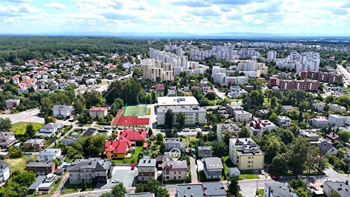 Dom 9-pokojowy na sprzedaż, Katowice – Jaworowa