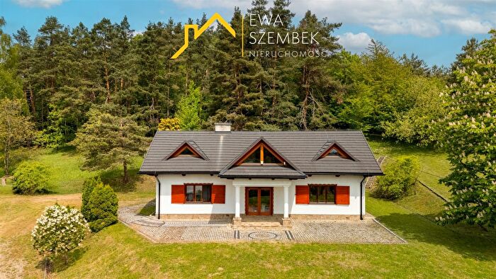 Dom 6-pokojowy na sprzedaż, Czchów